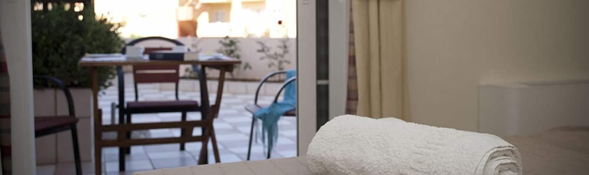 Hotel Caretta Beach Gerani  Екстериор снимка