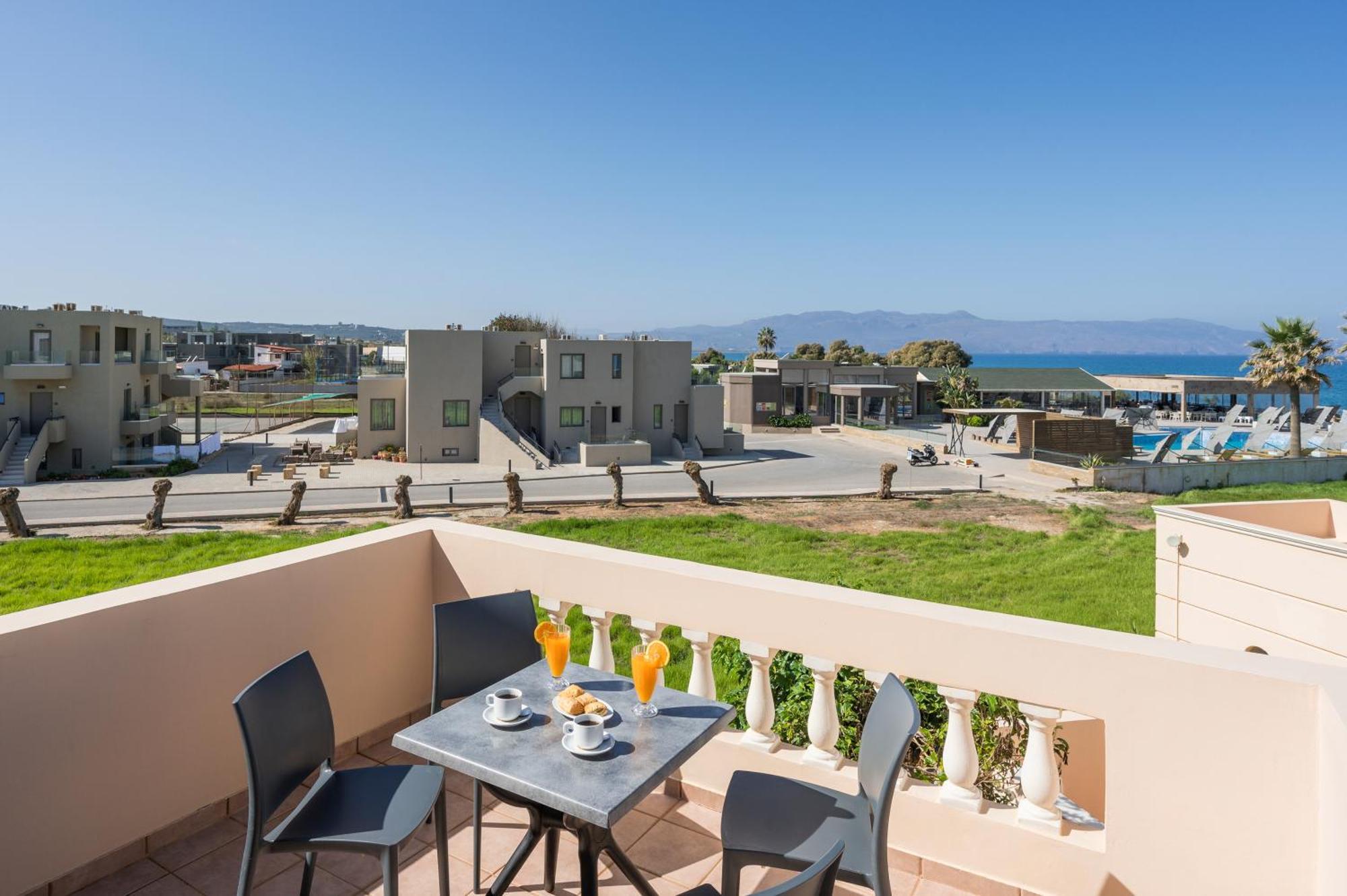 Hotel Caretta Beach Gerani  Екстериор снимка