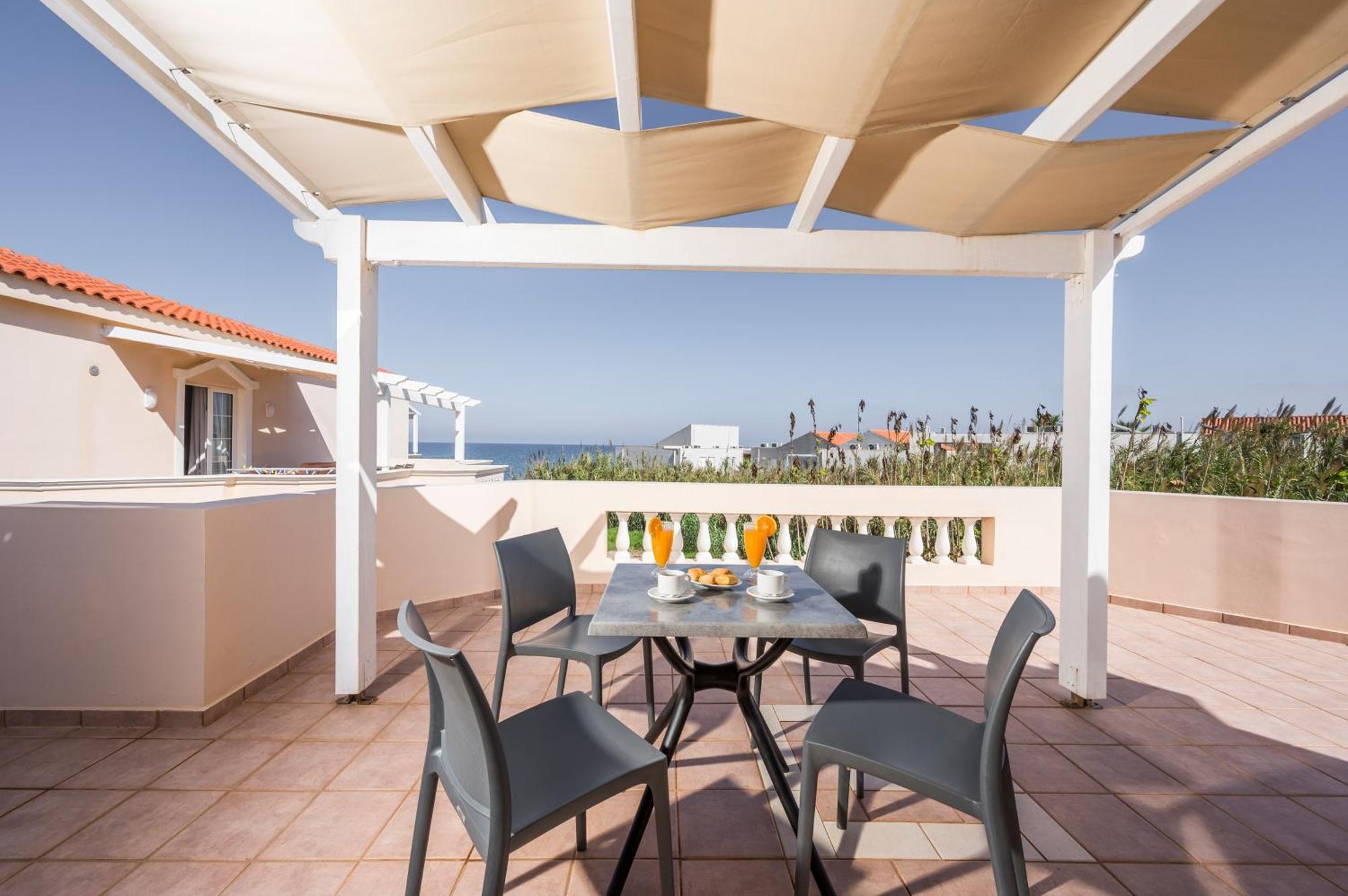 Hotel Caretta Beach Gerani  Екстериор снимка