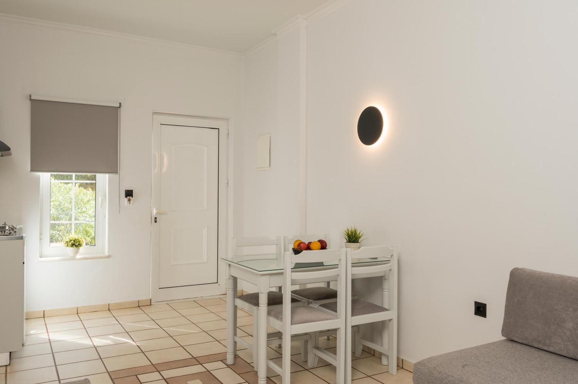 Hotel Caretta Beach Gerani  Екстериор снимка