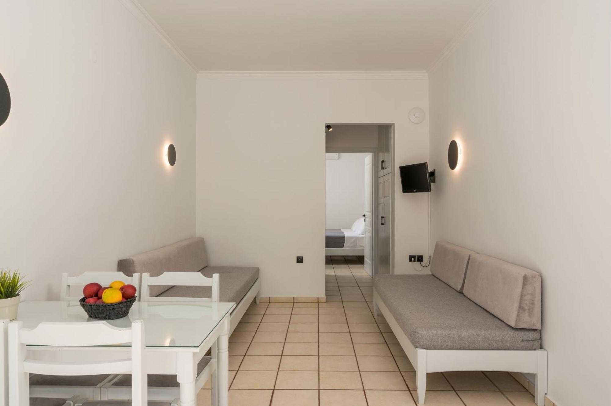 Hotel Caretta Beach Gerani  Екстериор снимка
