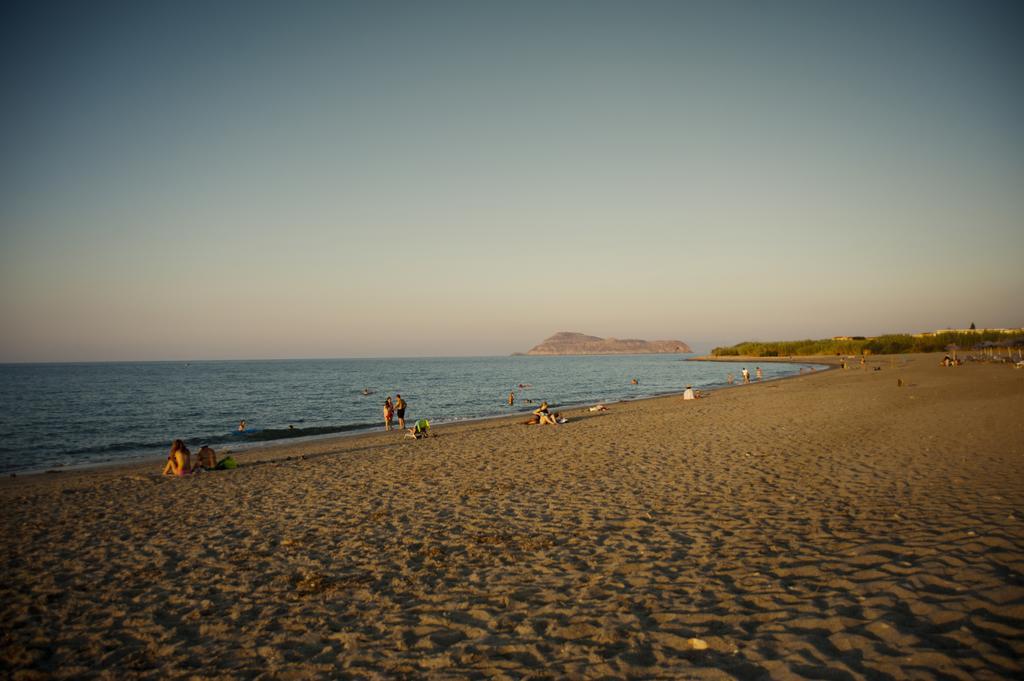 Hotel Caretta Beach Gerani  Екстериор снимка